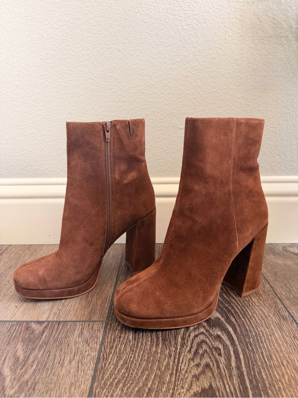 Steve Madden Brown Suede Platform Block Heel Ankle Boots